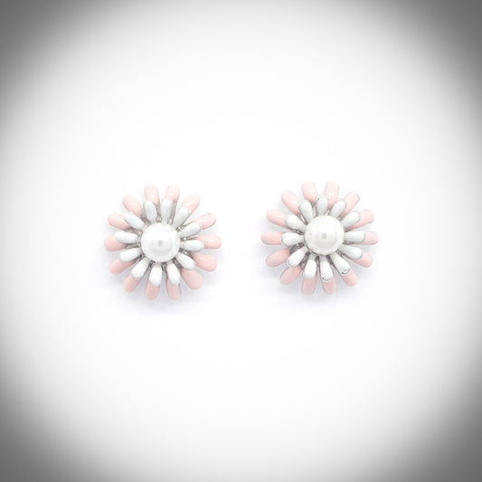 Allium Pearl Earrings
